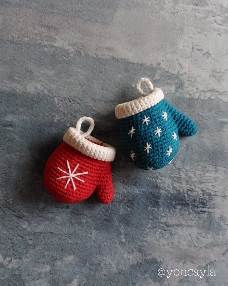 Christmas Crochet Ornaments Gloves Pattern