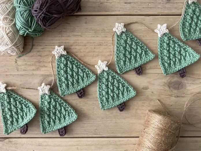 Christmas Tree Decoration and Garland Crochet Pattern