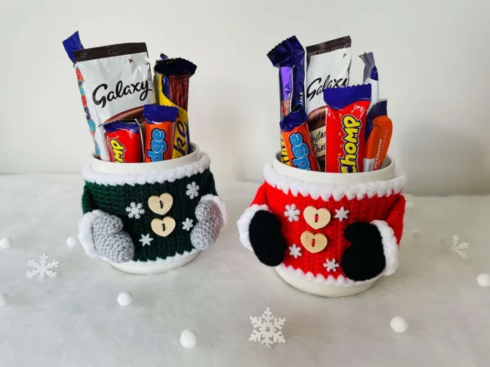 Crochet Christmas Mug Jumper Pattern