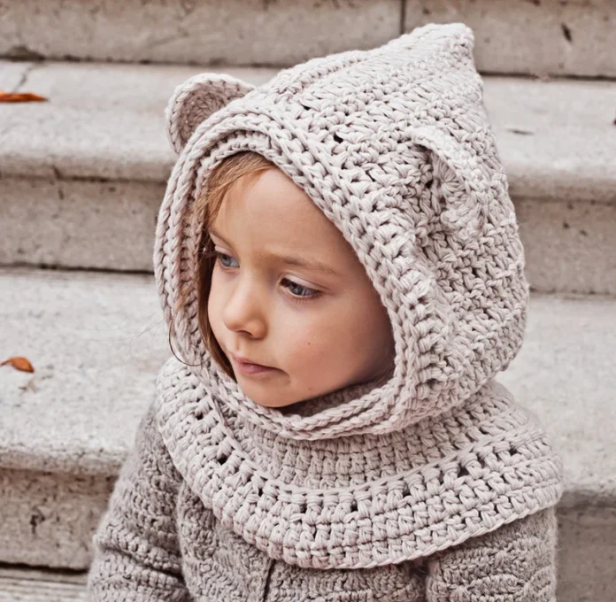 Polar Bear Crochet Cowl Pattern – Sizes Baby to Adult