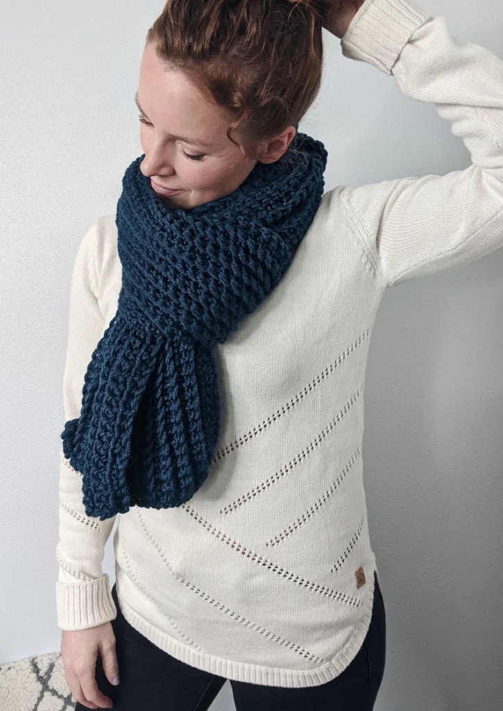 Easy Crochet Scarf Pattern for Beginners