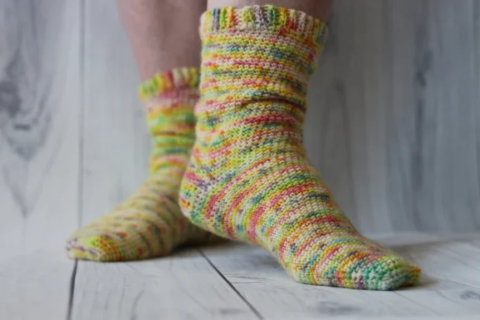 Easy Happy Socks Crochet Pattern