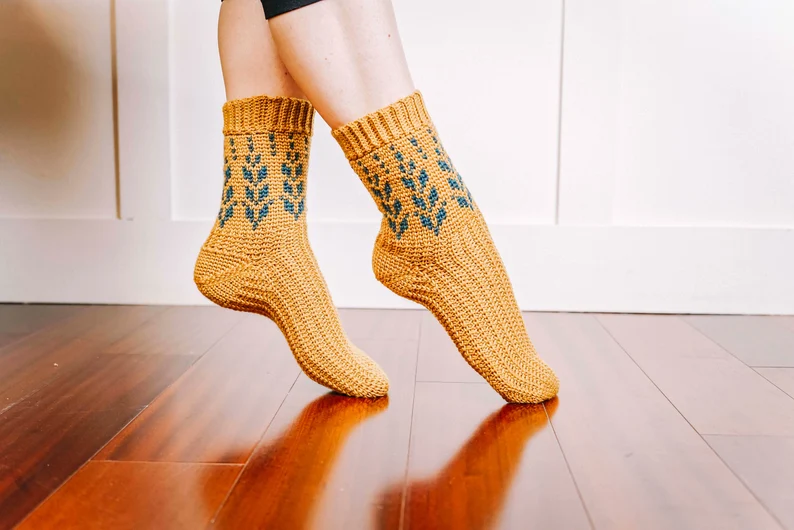 Vine Colorwork Crochet Sock Pattern